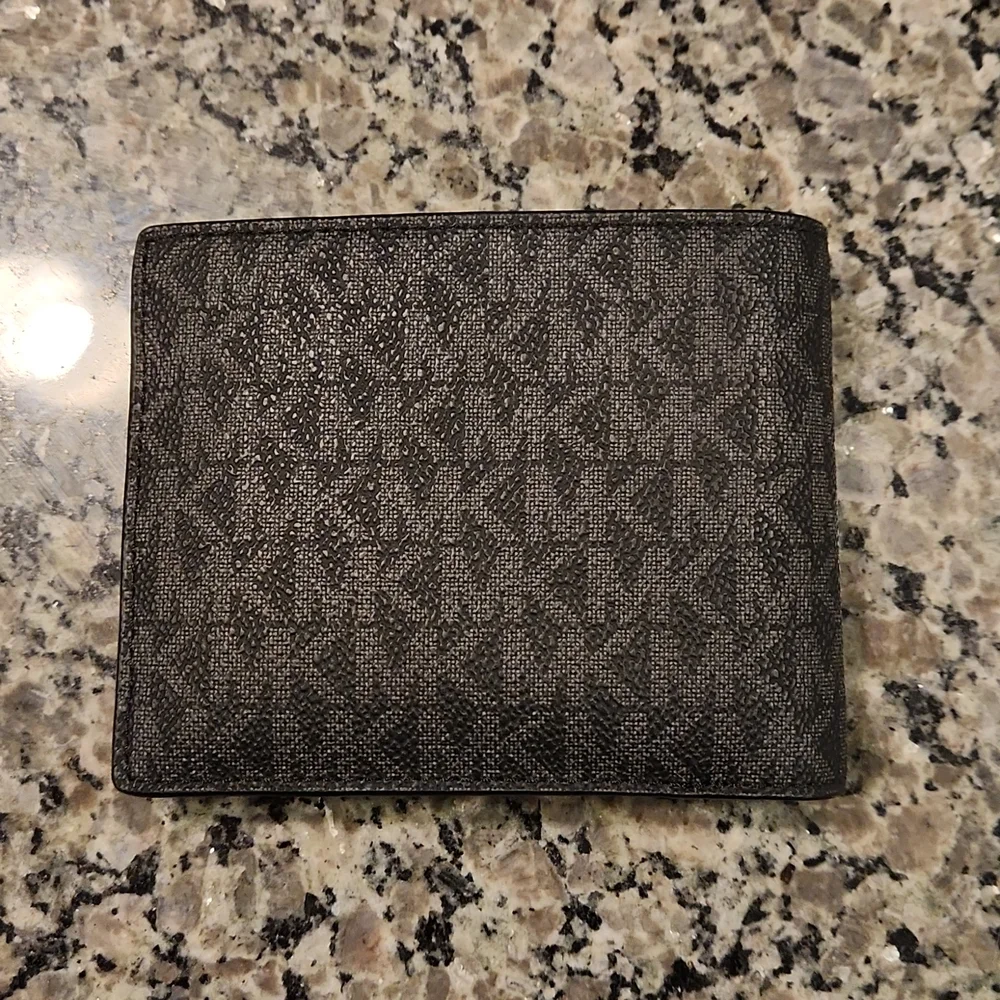 MK men's wallet - Picture 2 of 5